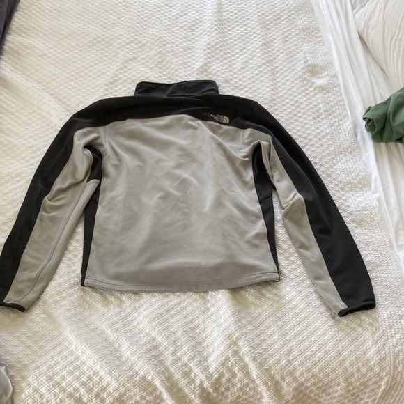 North Face jacket - Picture 2 of 4